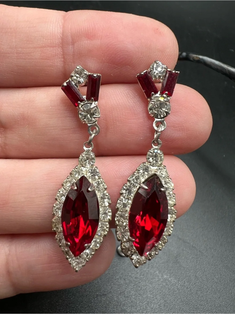 Vtg Red Rhinestone Dangle Earrings Silver Tone Marquise Glass Stones Art Deco